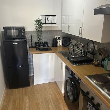 1 Bedroom Flat, Борнмут Екстер'єр фото