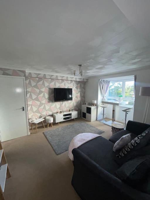 1 Bedroom Flat, Борнмут Екстер'єр фото